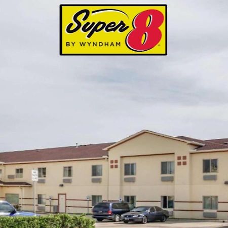 Super 8 By Wyndham Brenham Tx Hotel Kültér fotó