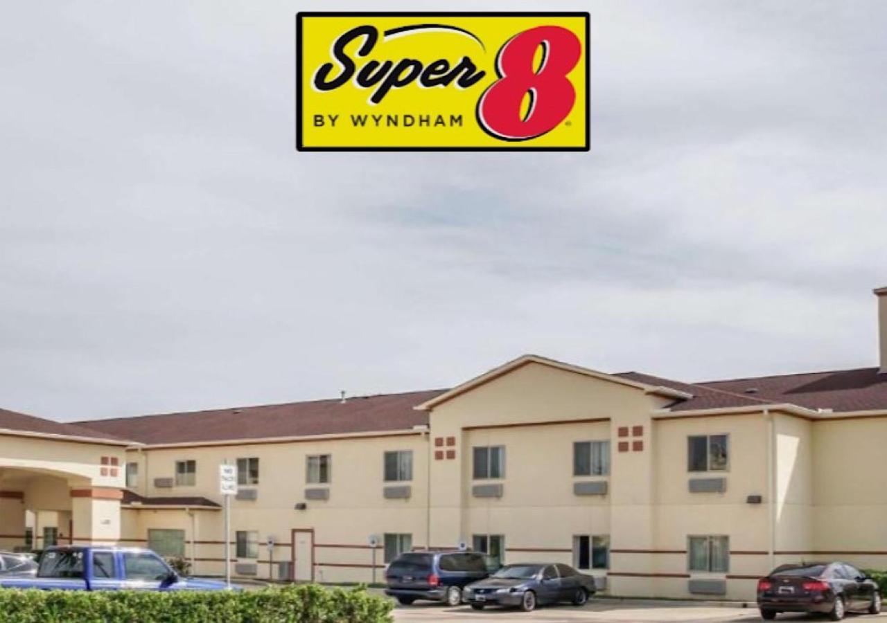 Super 8 By Wyndham Brenham Tx Hotel Kültér fotó