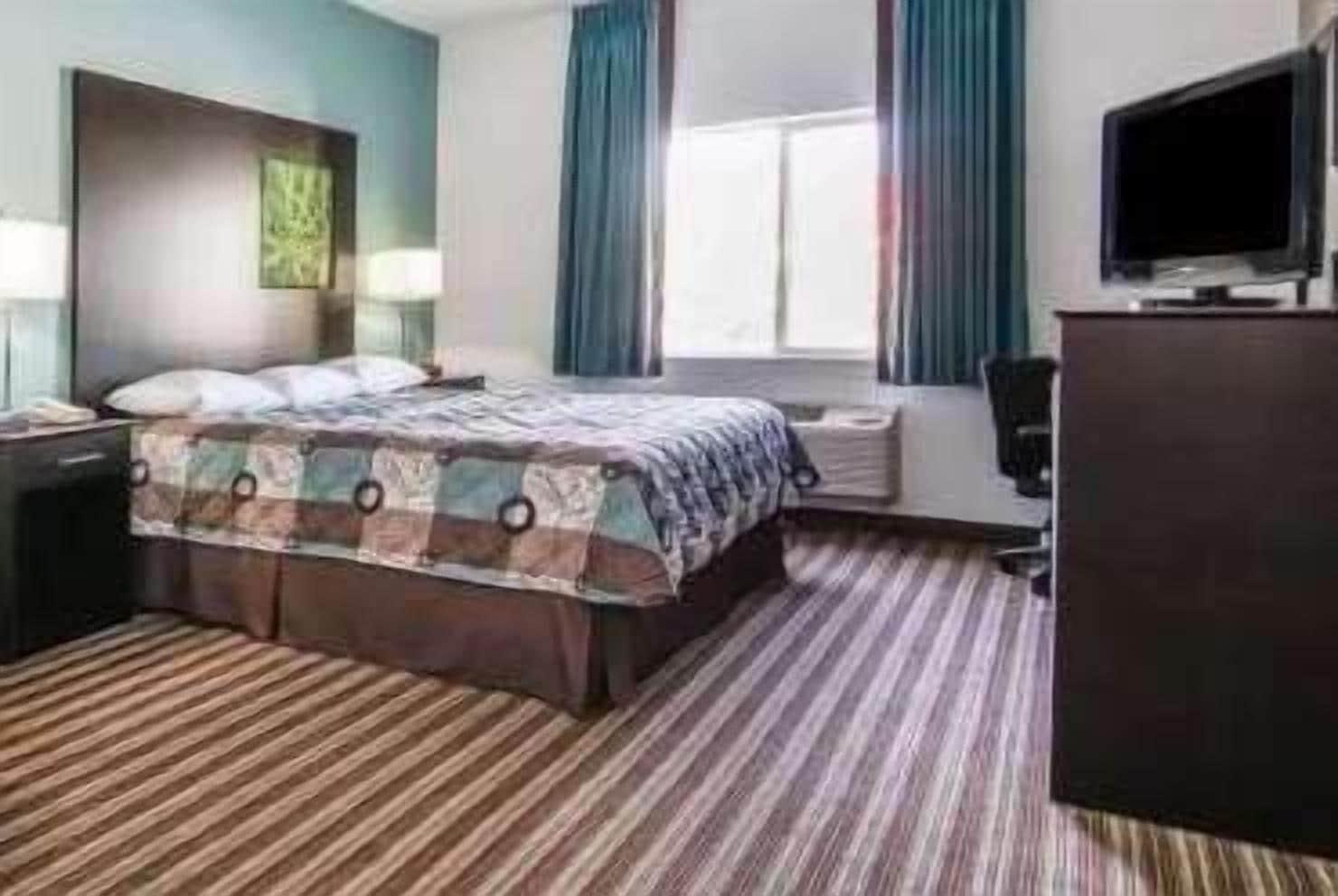 Super 8 By Wyndham Brenham Tx Hotel Kültér fotó